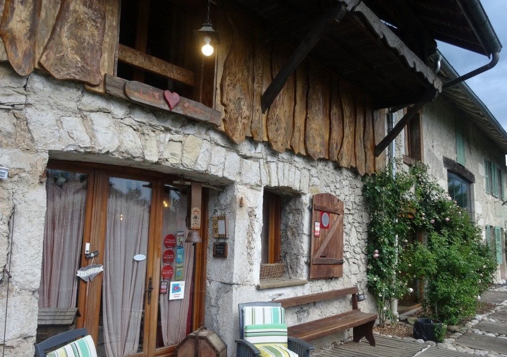 Photo of Outdoor in Saint-Christophe-la-Grotte
