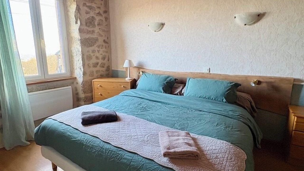 Photo of Bedroom in Golinhac