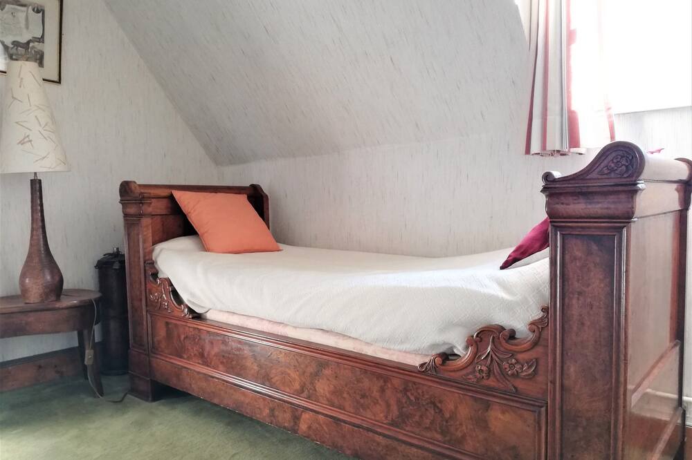 Photo of Bedroom in Gonneville-sur-Honfleur