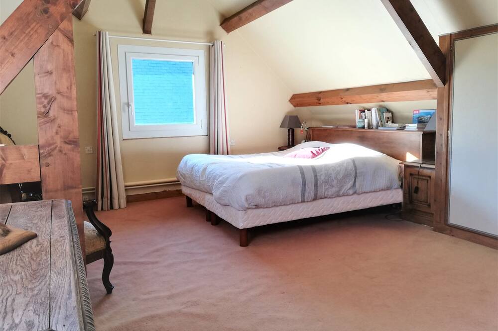 Photo of Bedroom in Gonneville-sur-Honfleur