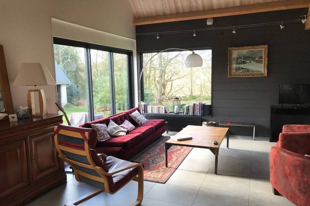 Photo of Livingroom in Gonneville-sur-Honfleur