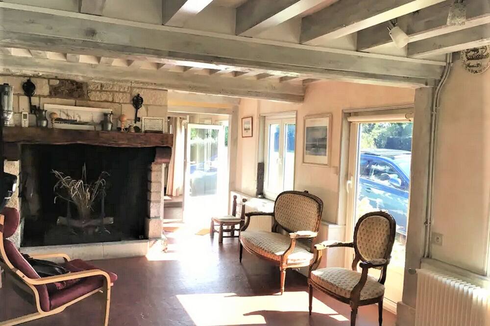 Photo of Livingroom in Gonneville-sur-Honfleur