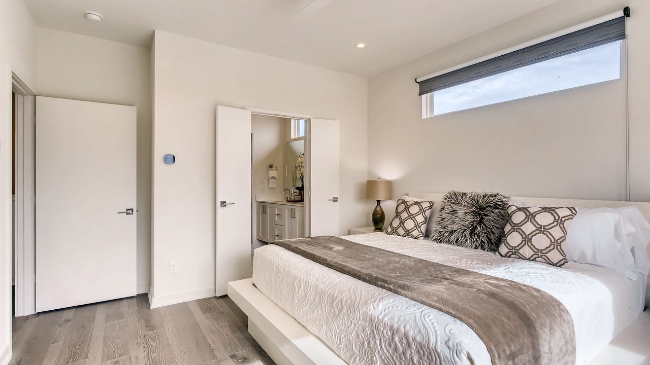 Photo of Bedroom in Knox - Henderson