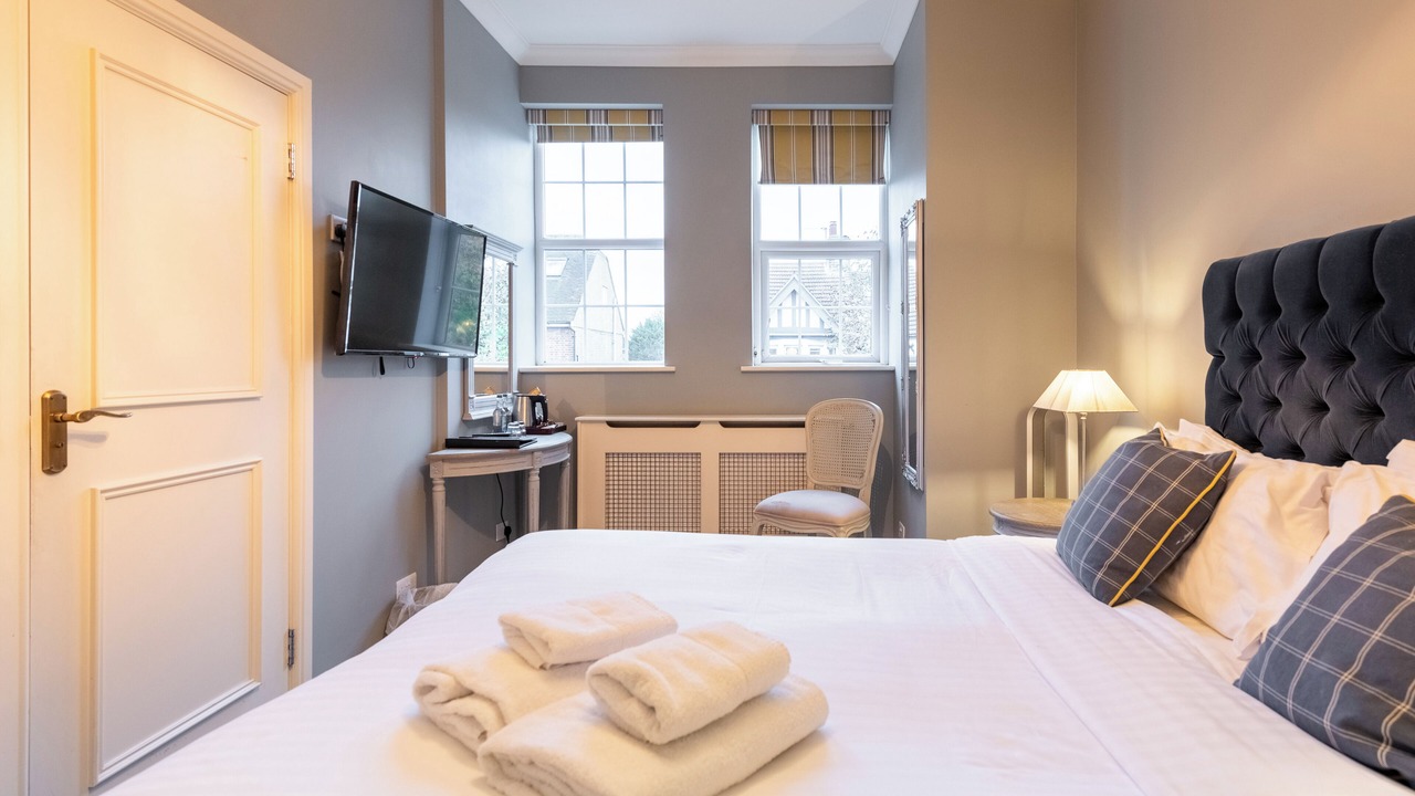 Photo of Bedroom in Waltham Forest