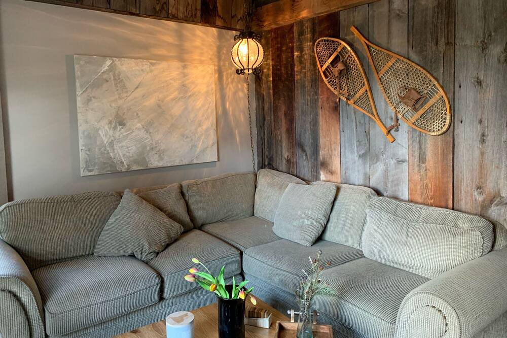 Photo of Livingroom in Sutton
