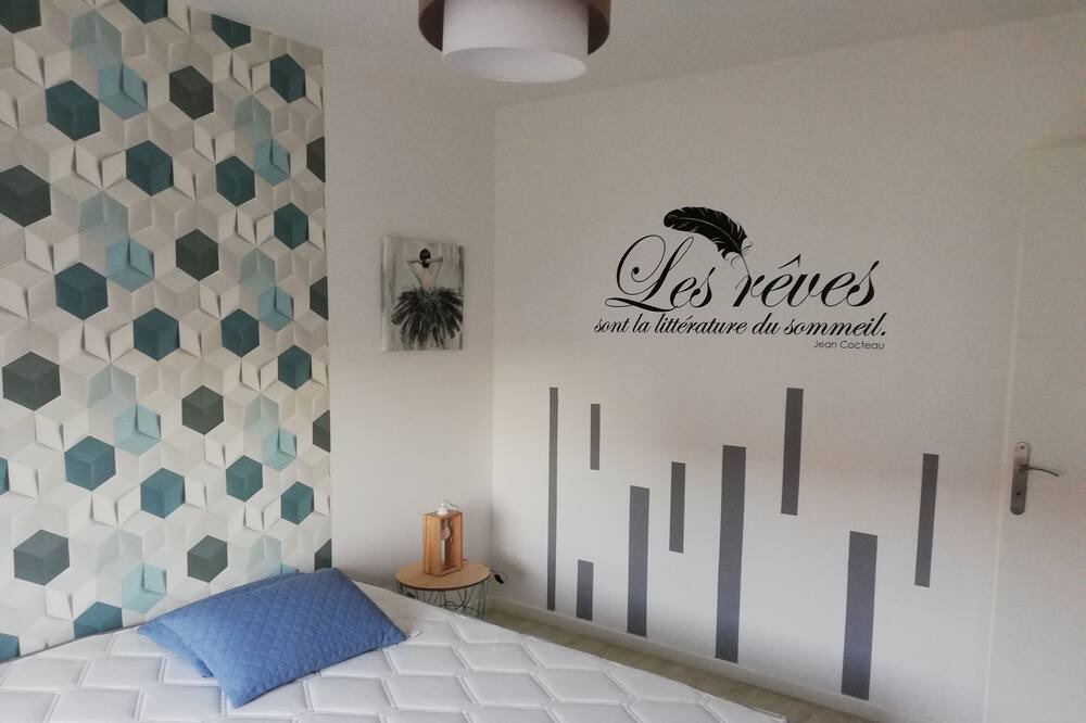 Photo of Bedroom in Montevrain
