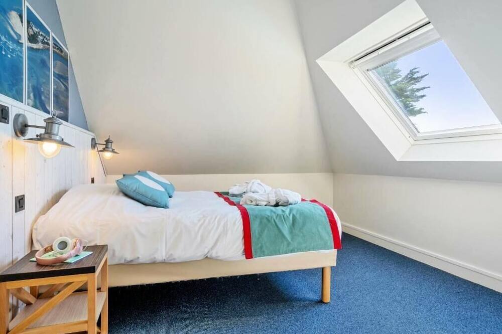 Photo of Bedroom in Le Pouliguen