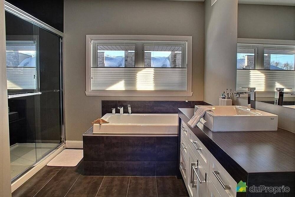 Photo of Bathroom in Neufchatel Est–Lebourgneuf
