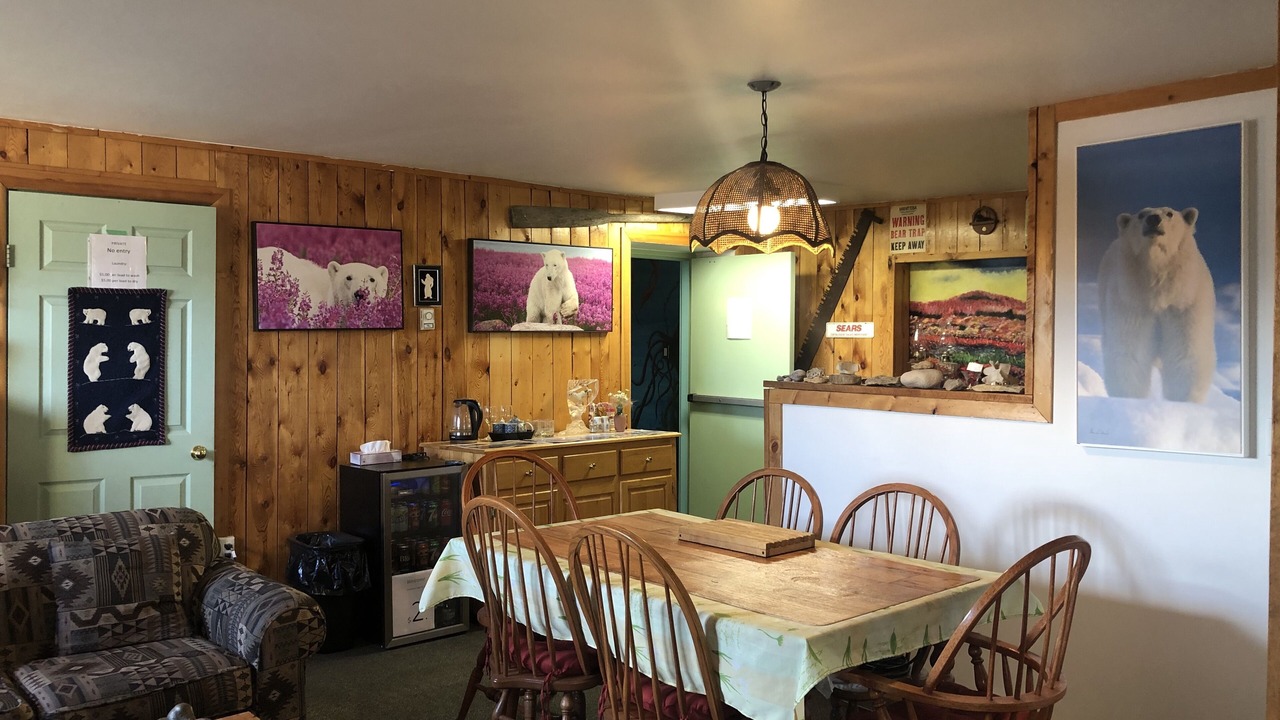 Photo of Livingroom in Churchill