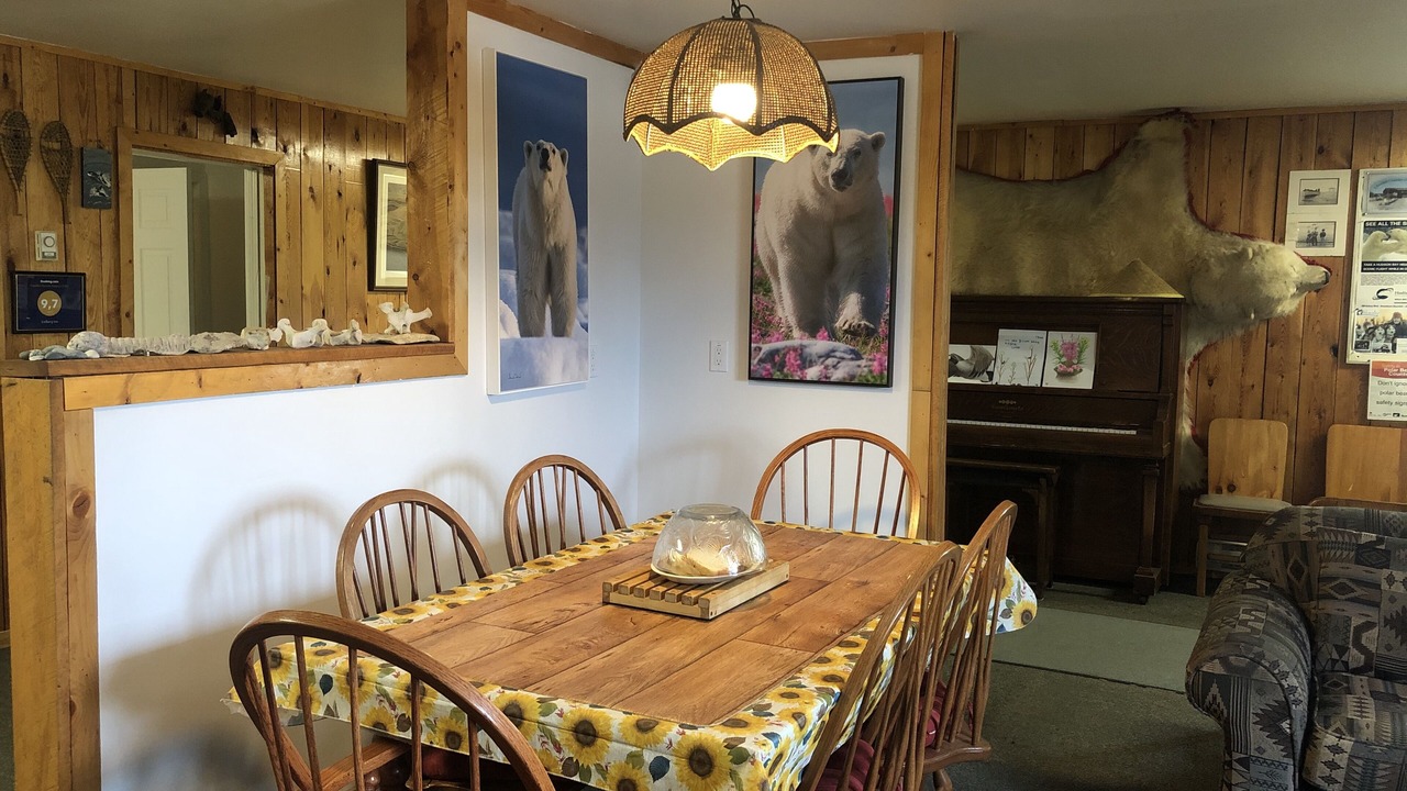 Photo of Livingroom in Churchill