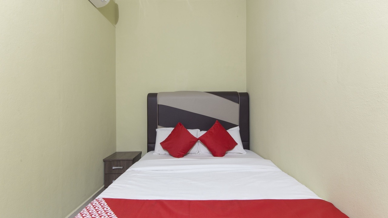 Photo of Bedroom in Batu Ferringhi