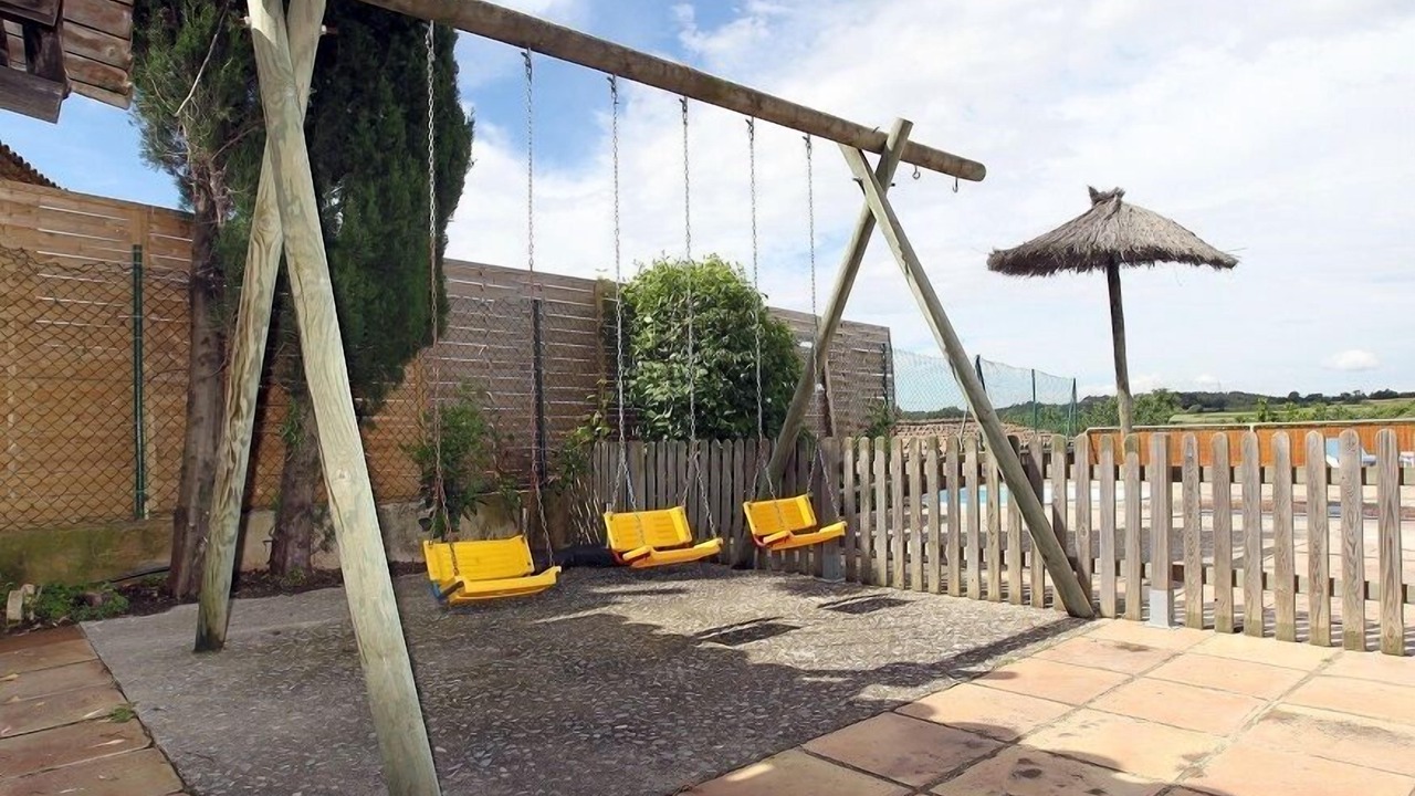 Photo of Outdoor in Llampaies