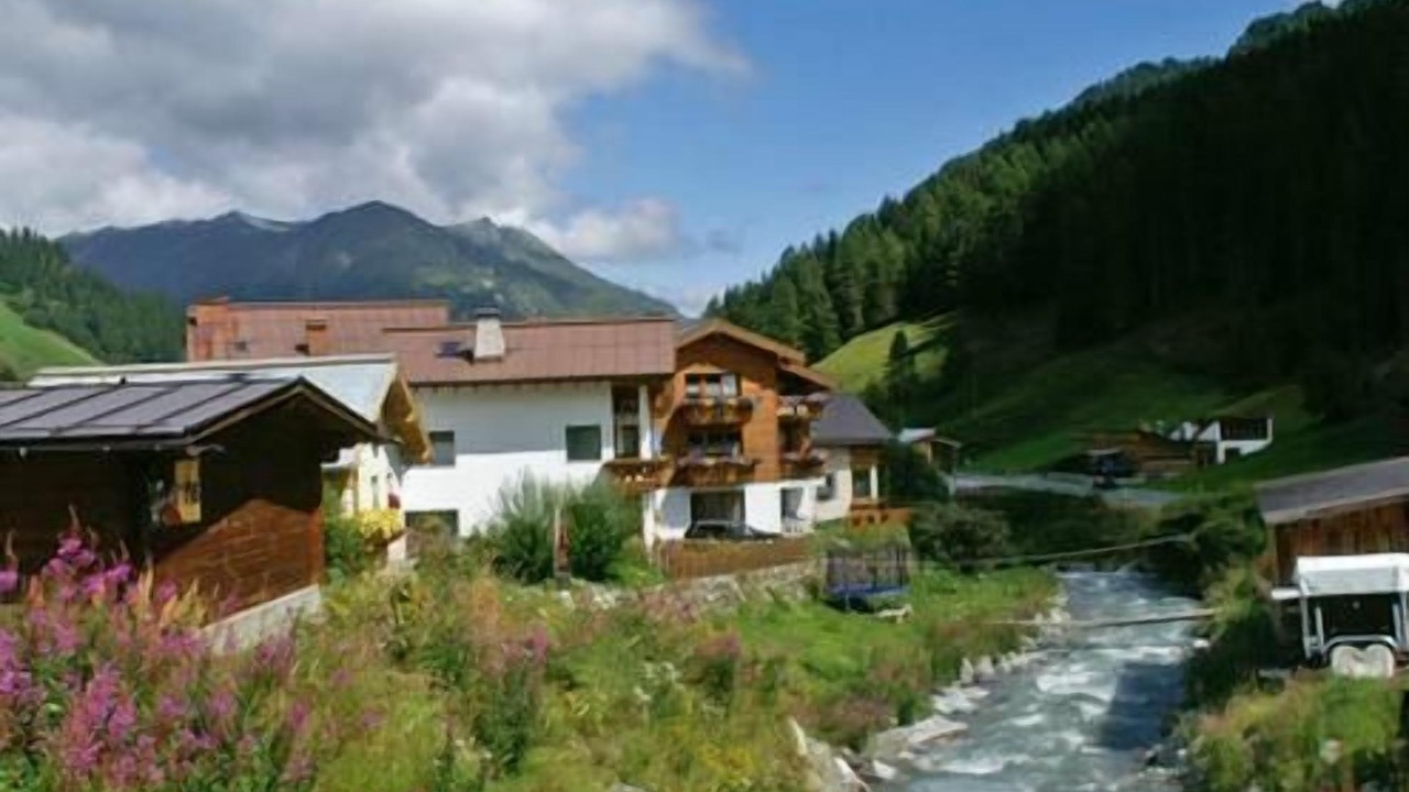 Photo of Outdoor in Ravaisch