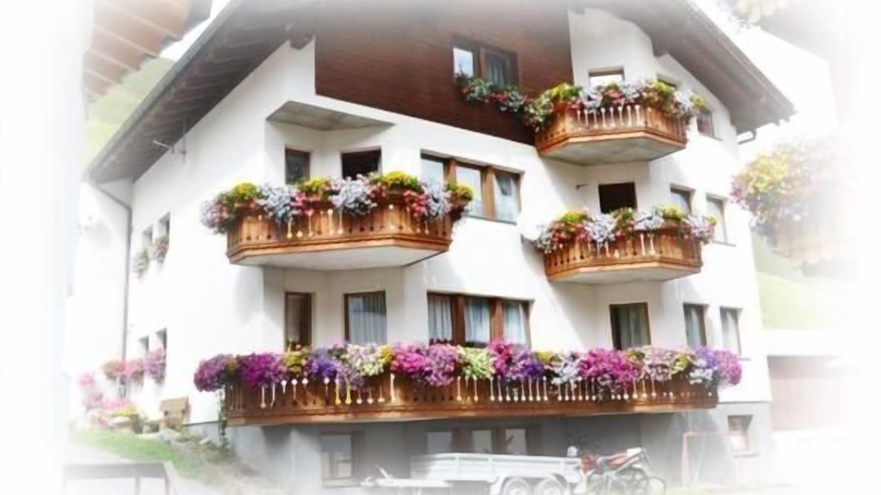 Photo of Outdoor in Ravaisch