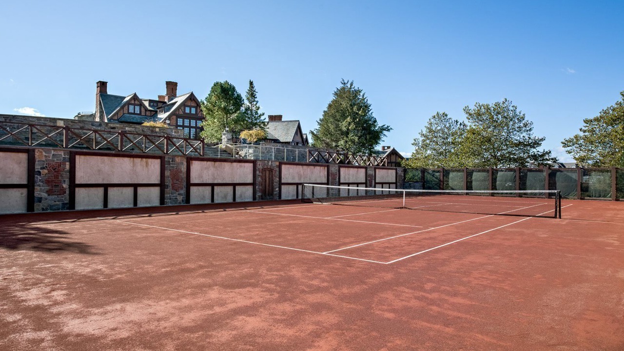 Photo of Others in Watch Hill