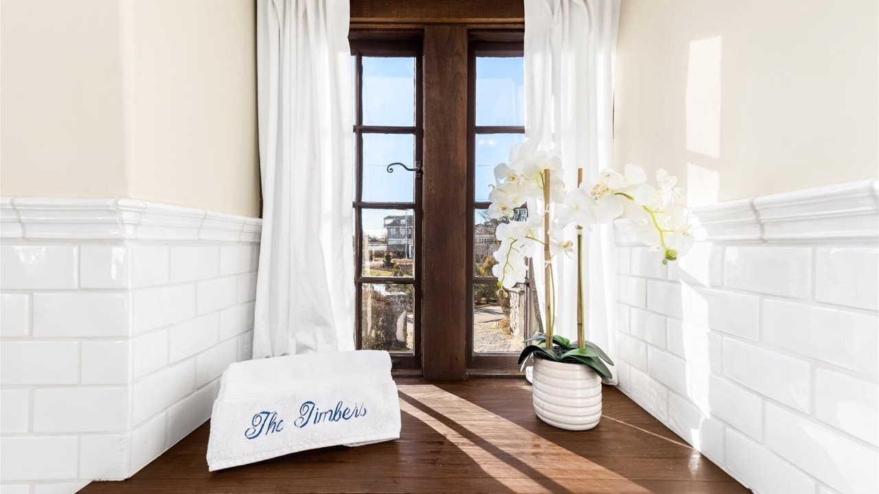 Photo of Others in Watch Hill