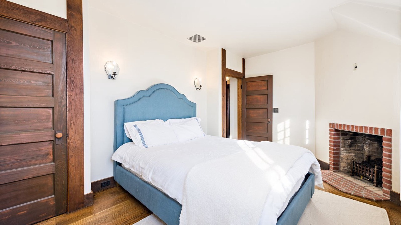 Photo of Others in Watch Hill