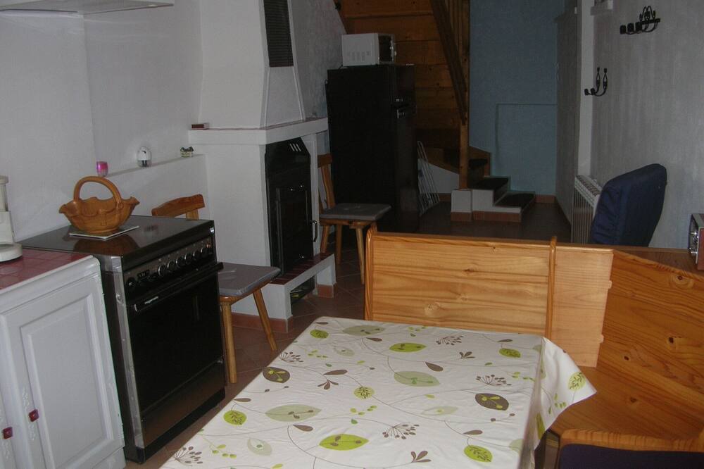 Photo of Kitchen in Saint-Pierre-de-Riviere