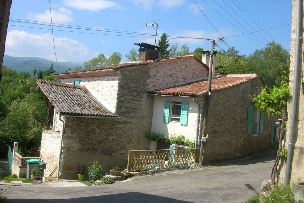 Photo of Outdoor in Saint-Pierre-de-Riviere