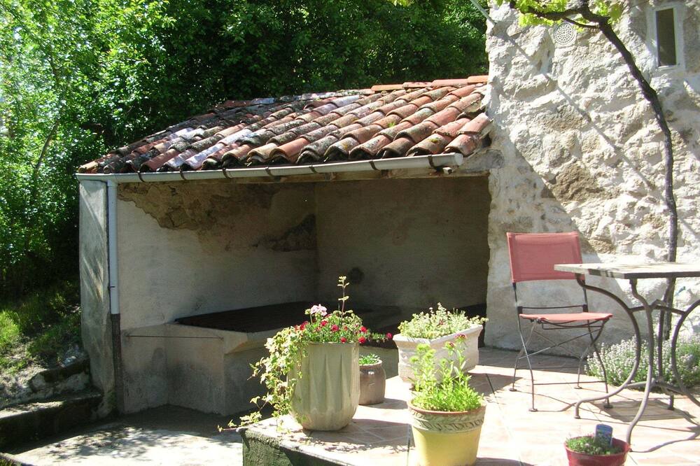 Photo of Patio Balcony in Saint-Pierre-de-Riviere