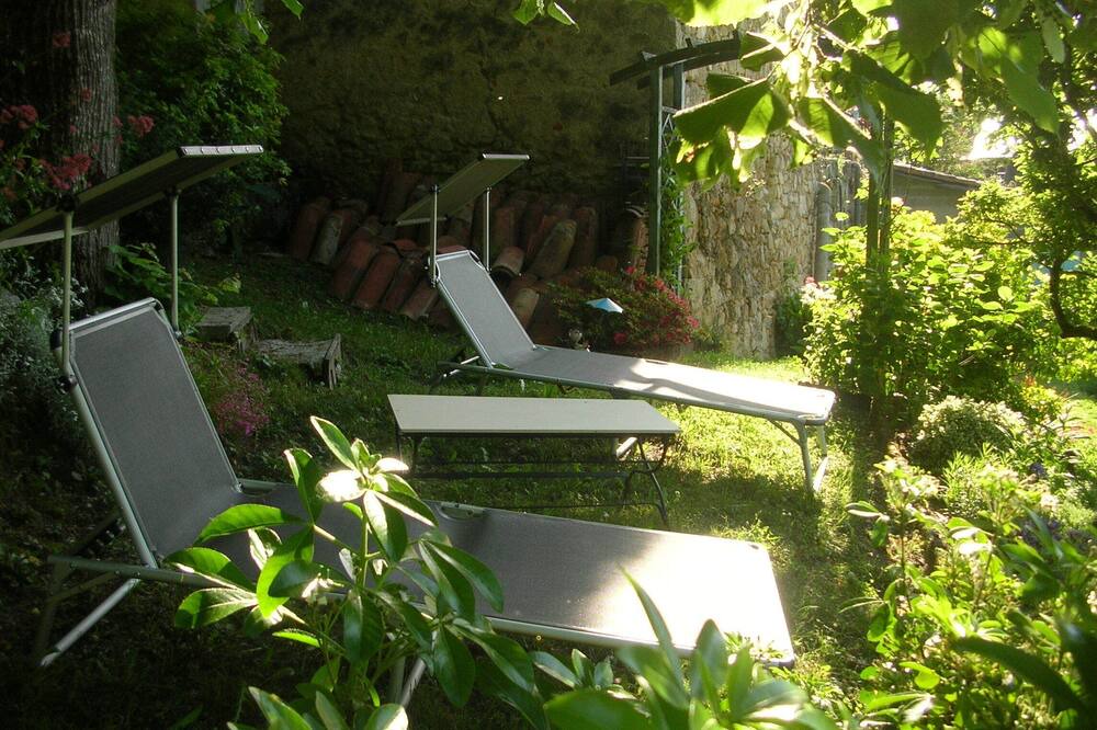 Photo of Outdoor in Saint-Pierre-de-Riviere