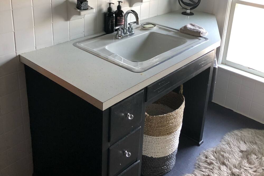Photo of Kitchen in Skaneateles Historic District
