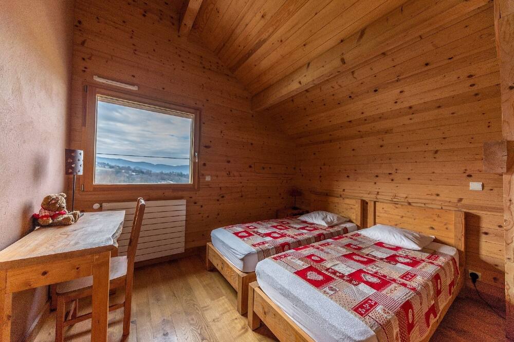 Photo of Bedroom in Montagnole