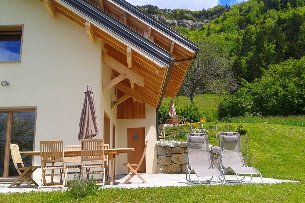 Photo of Patio Balcony in Montagnole