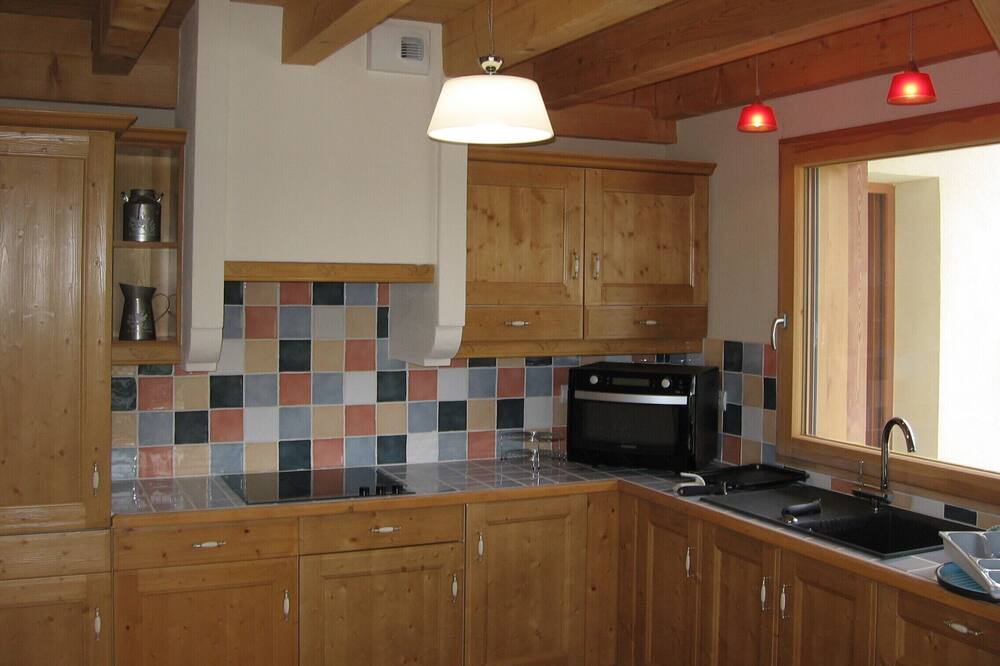 Photo of Kitchen in Montagnole