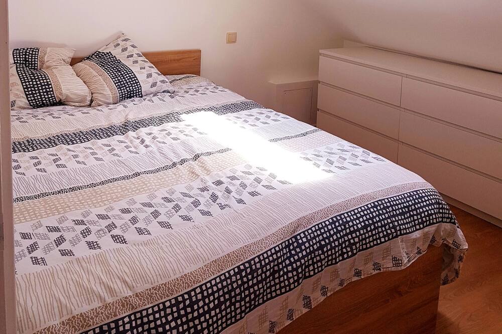 Photo of Bedroom in Persan