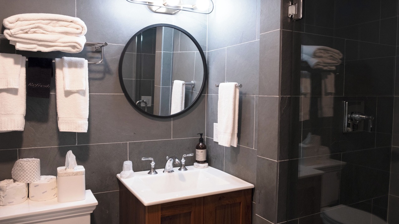 Photo of Bathroom in Haversham