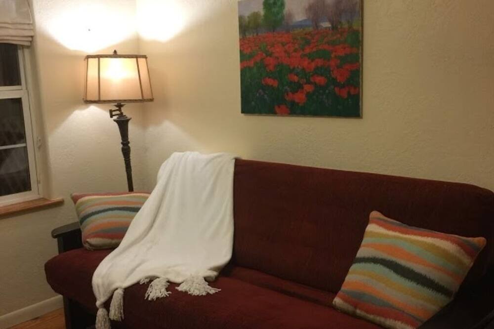 Photo of Bedroom in West Oak Hill