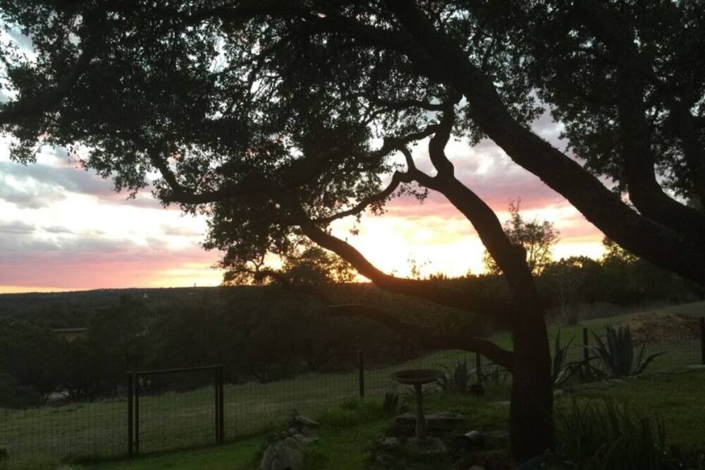 Photo of Outdoor in West Oak Hill