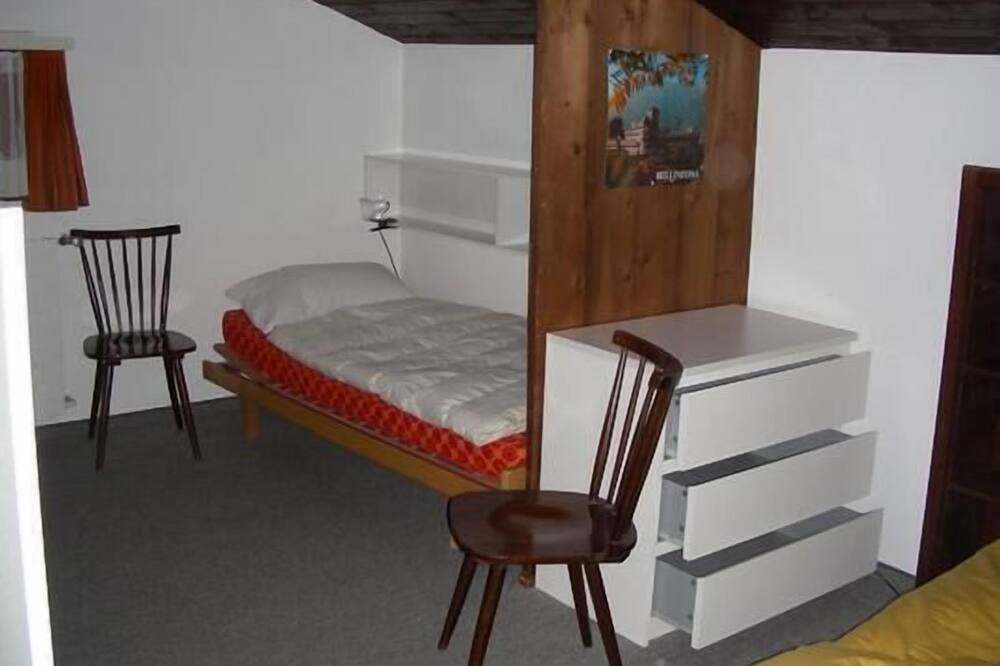 Photo of Bedroom in Bever