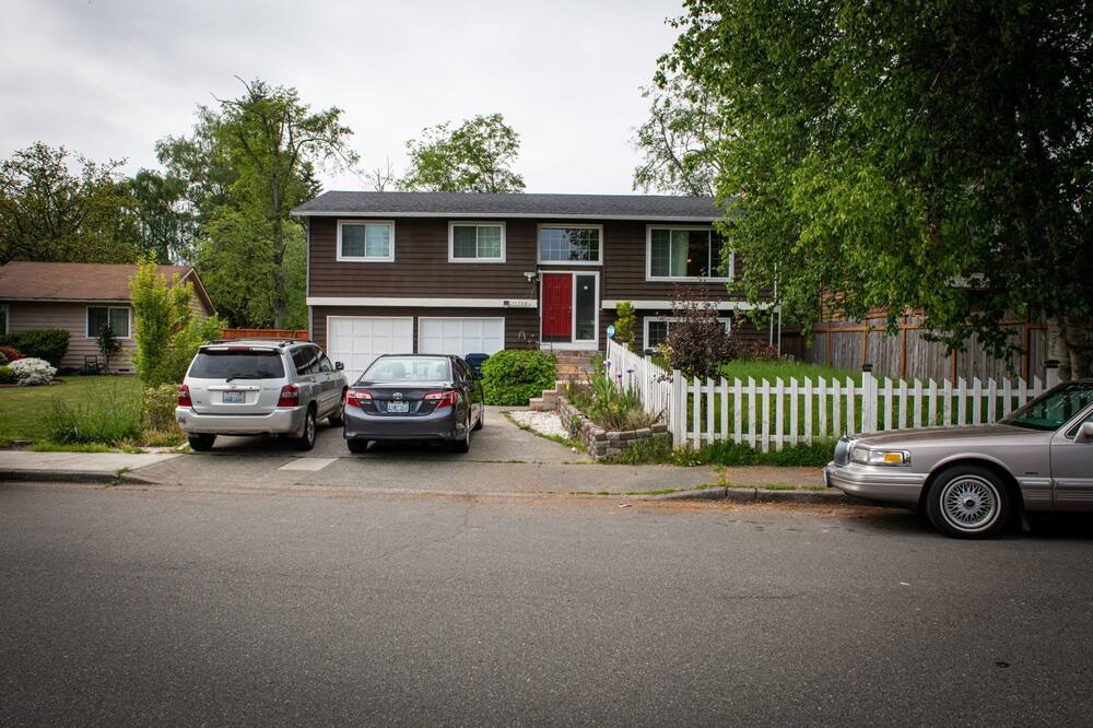 Photo of Others in Holly