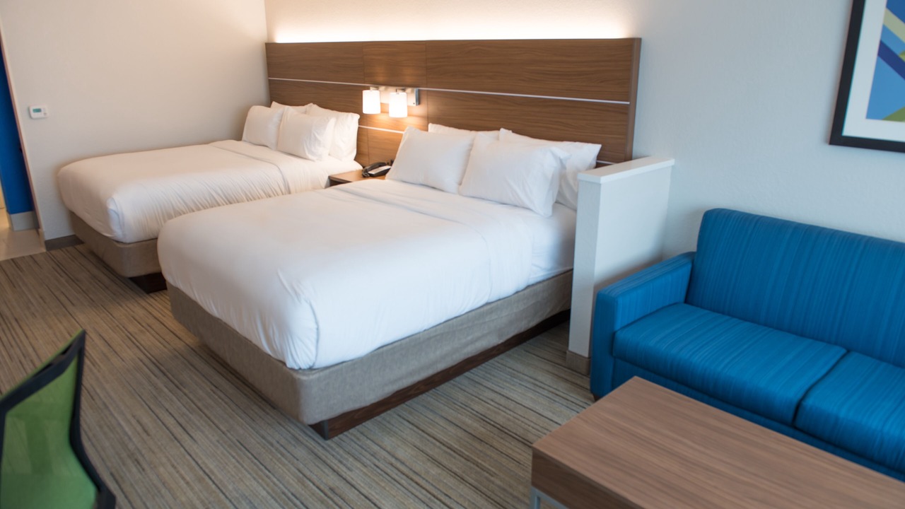 Photo of Bedroom in Mokena