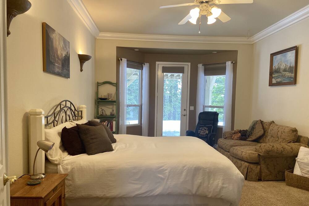 Photo of Others in Pollock Pines