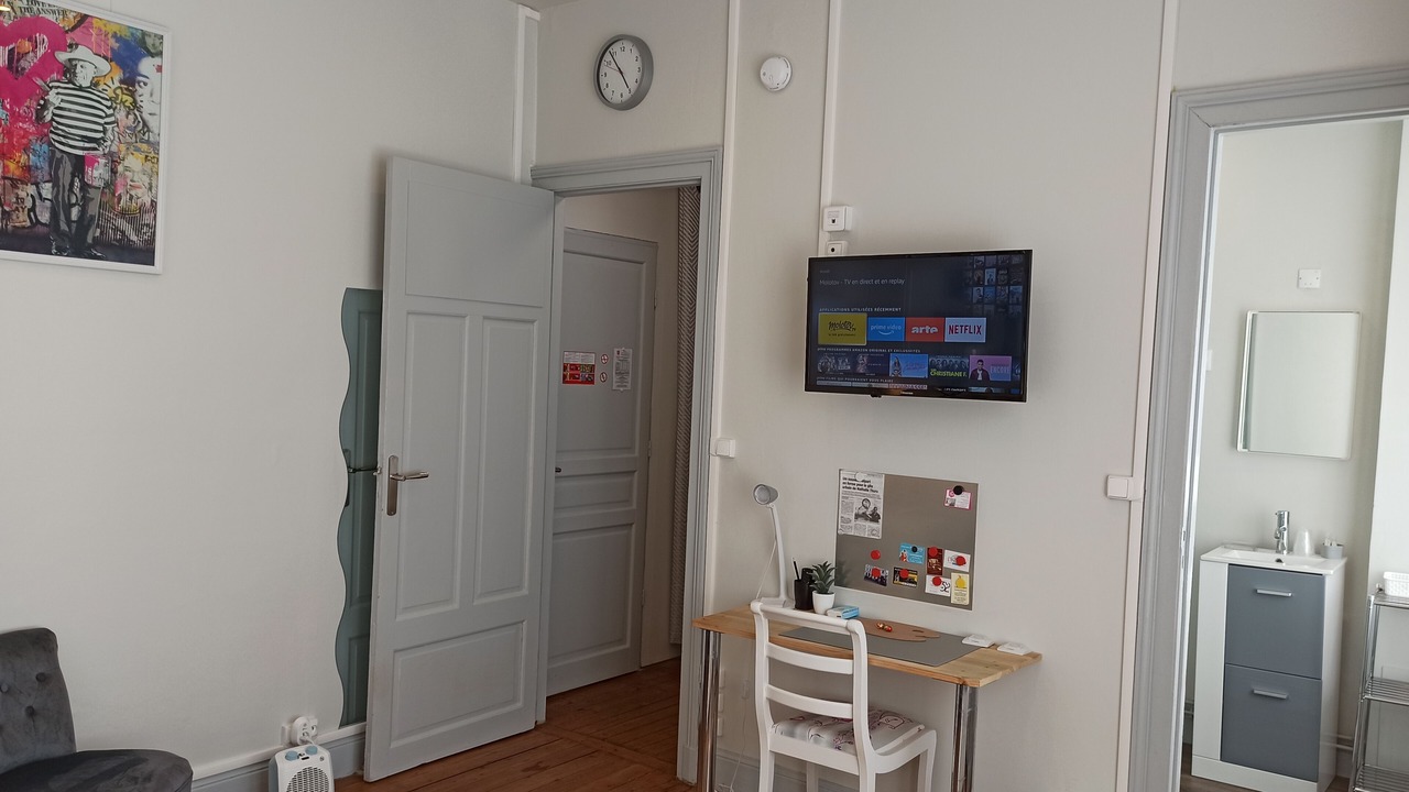 Photo of Bedroom in Douai