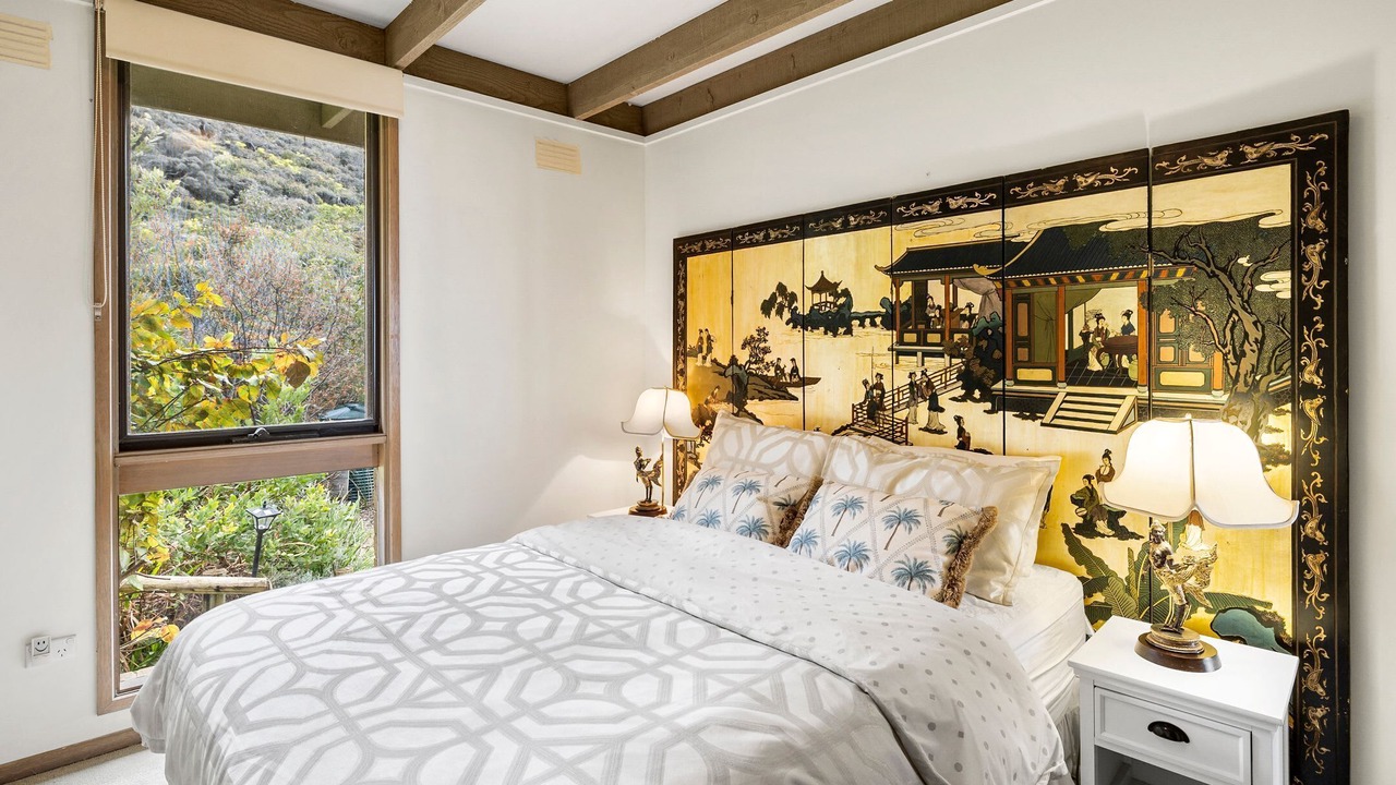 Photo of Others in Eastern View