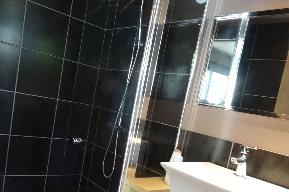 Photo of Bathroom in Chessy