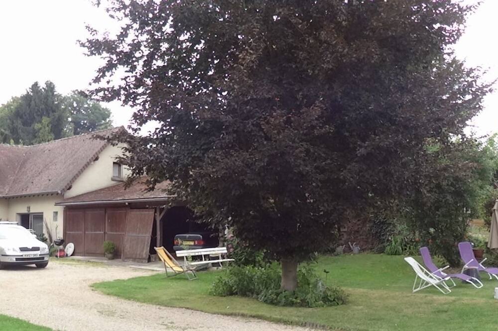 Photo of Outdoor in Chessy