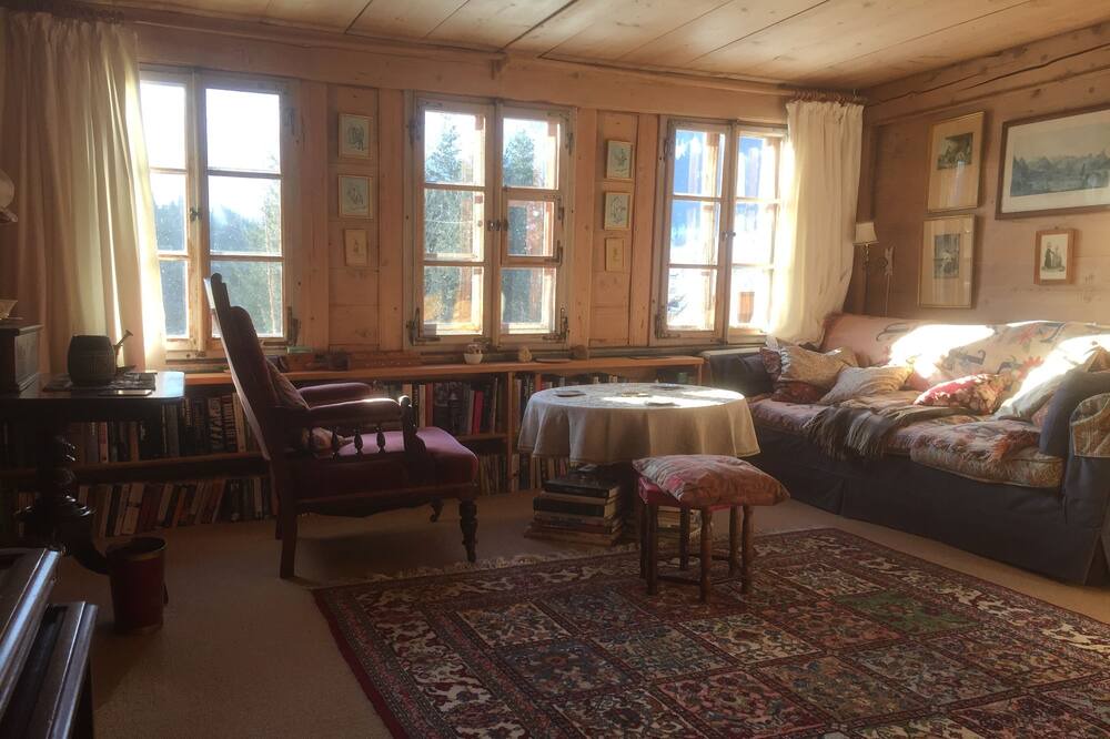 Photo of Bedroom in Rougemont