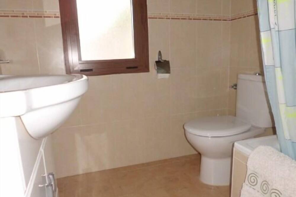 Photo of Bathroom in Buesa