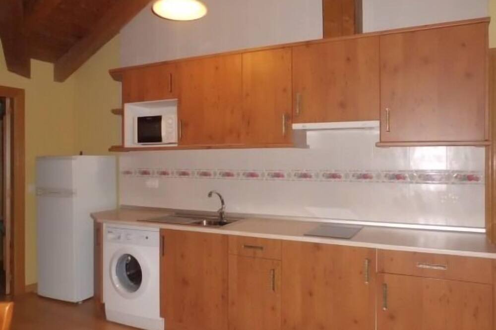 Photo of Kitchen in Buesa