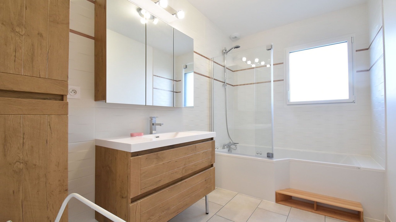 Photo of Bathroom in Bordeaux-Saint-Clair