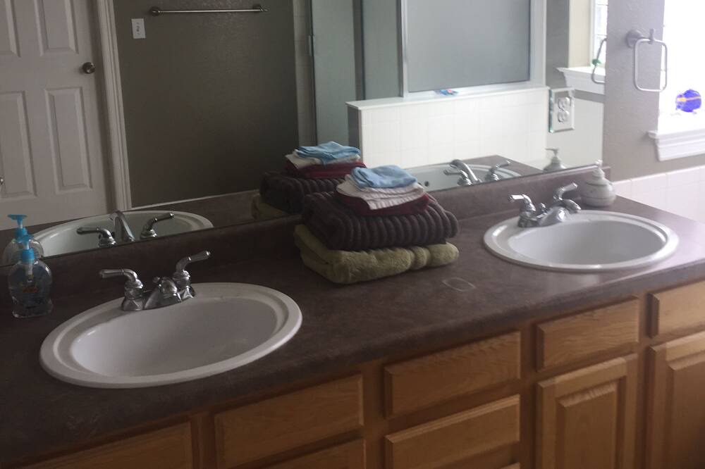 Photo of Bathroom in Longmont