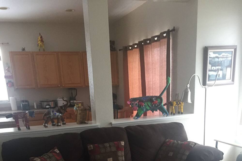 Photo of Livingroom in Longmont