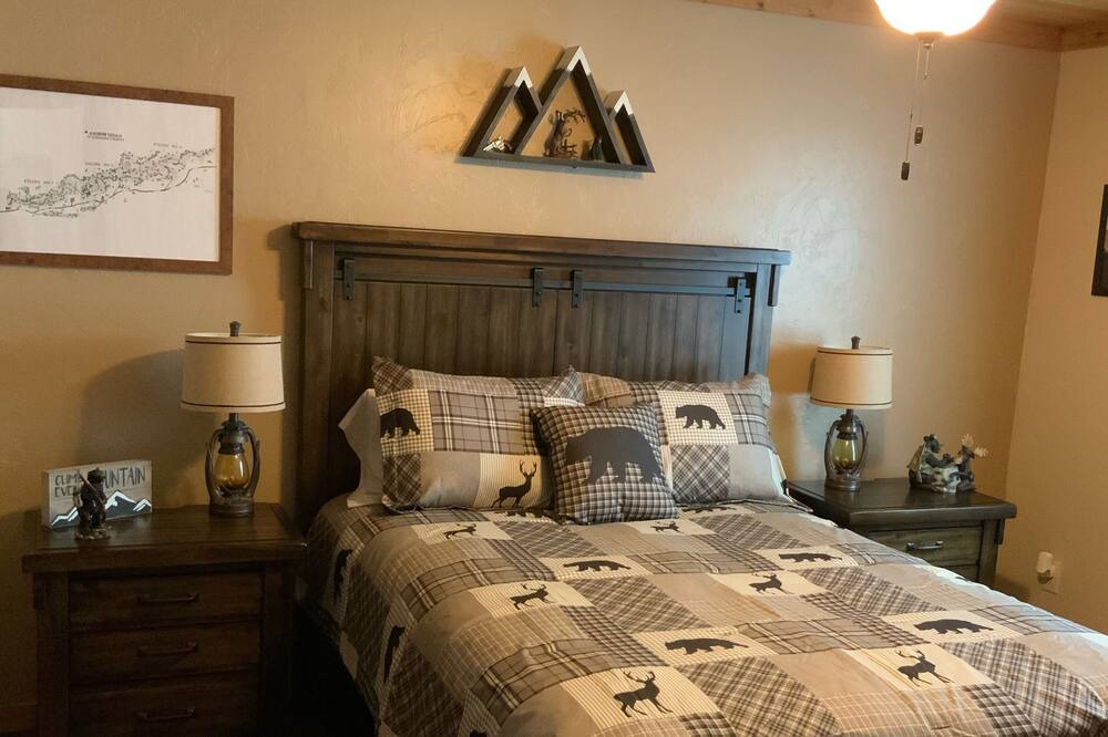 Photo of Bedroom in Cimarron