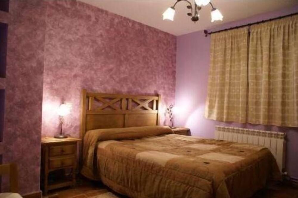 Photo of Bedroom in Poveda de la Sierra