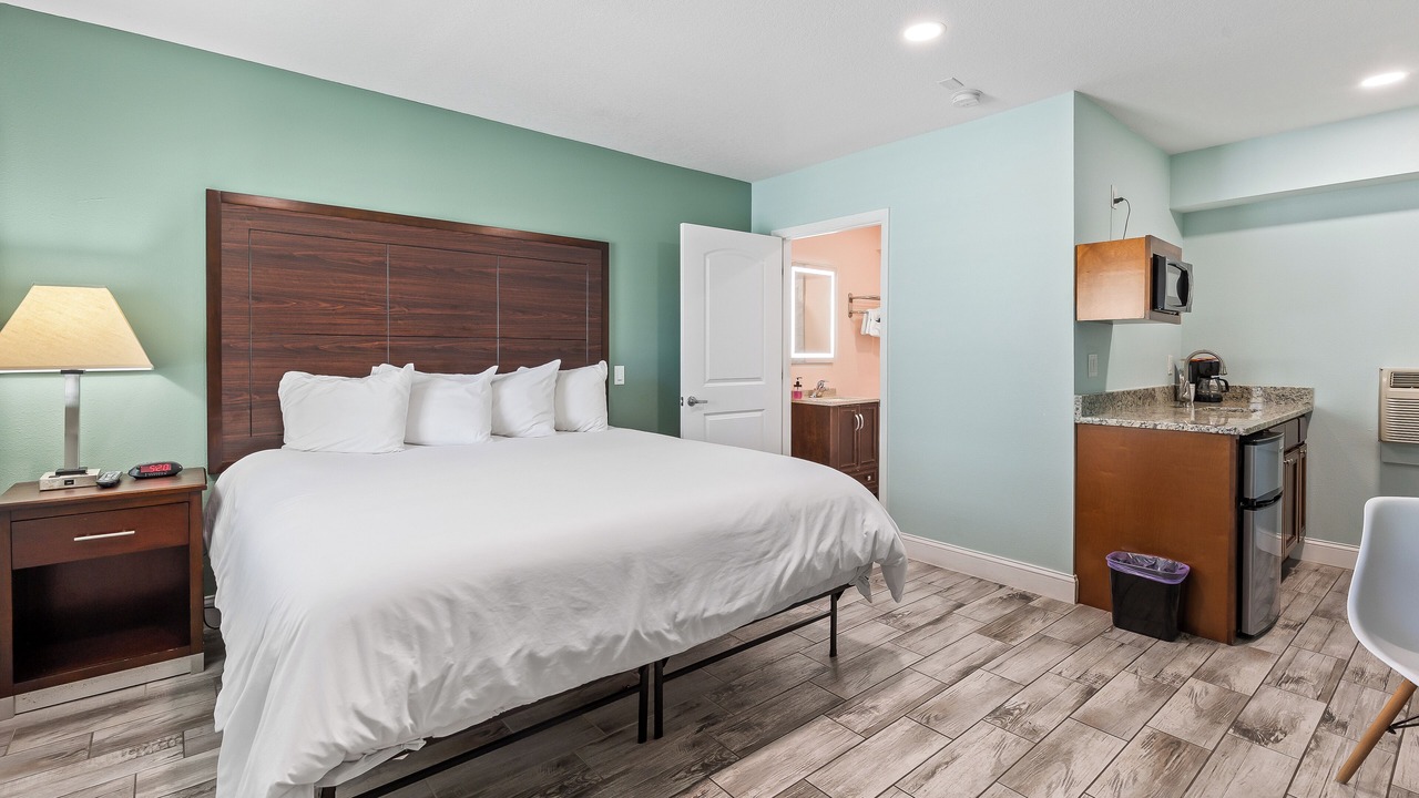 Photo of Bedroom in Ocean View Halifax Estates